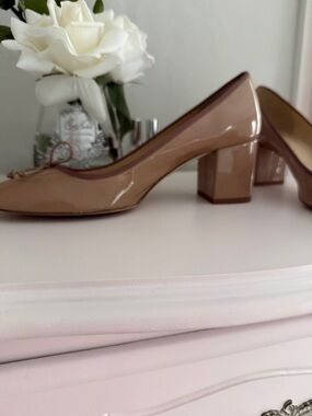 Patent Leather Block Heel Pumps in Nude